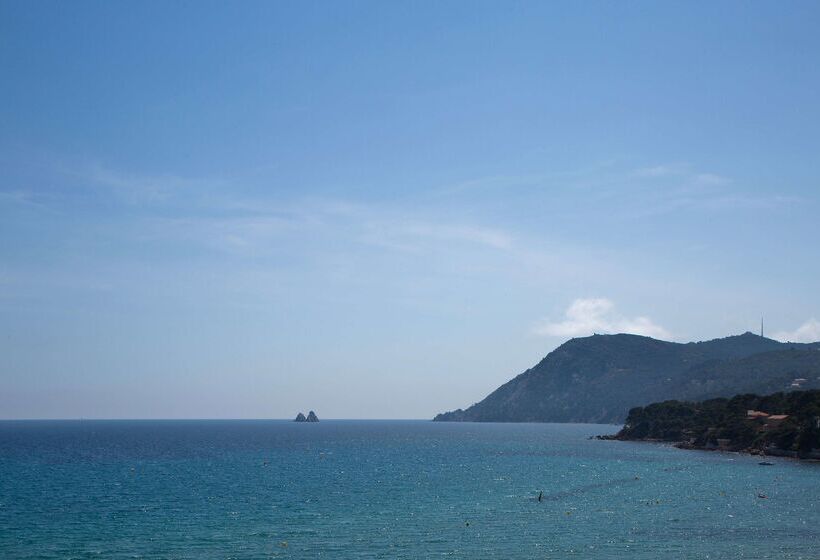 Grand Hotel Des Sablettes Plage, Curio Collection By Hilton