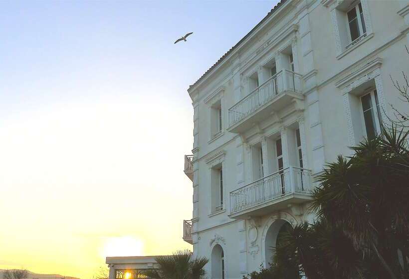 Grand Hotel Des Sablettes Plage, Curio Collection By Hilton
