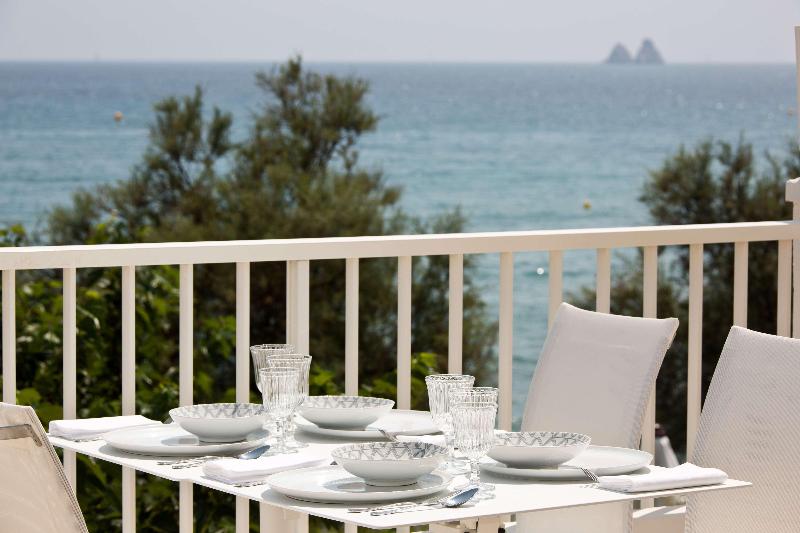 Grand Hotel Des Sablettes Plage, Curio Collection By Hilton