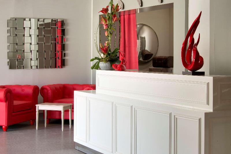 Grand Hotel Des Sablettes Plage, Curio Collection By Hilton