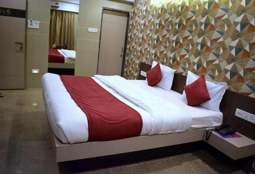 בית מלון כפרי Kansar Palace