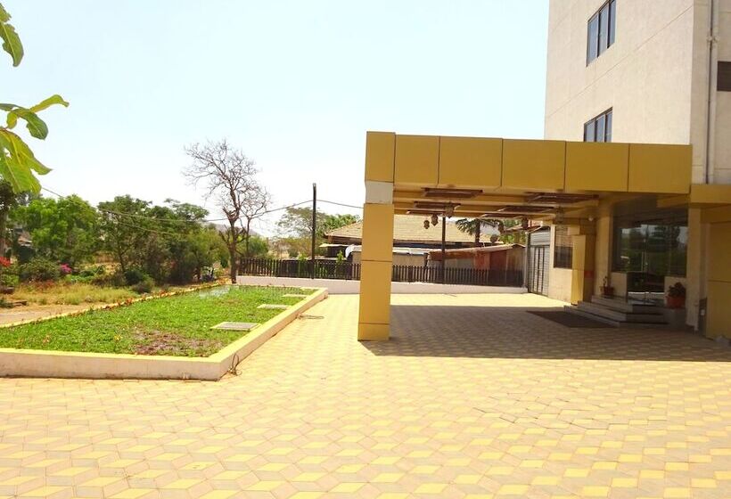 בית מלון כפרי Kansar Palace