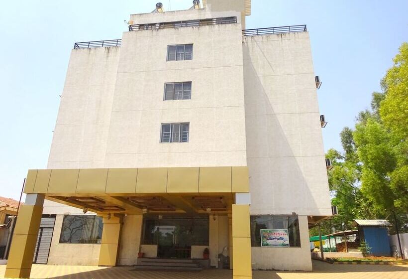 בית מלון כפרי Kansar Palace