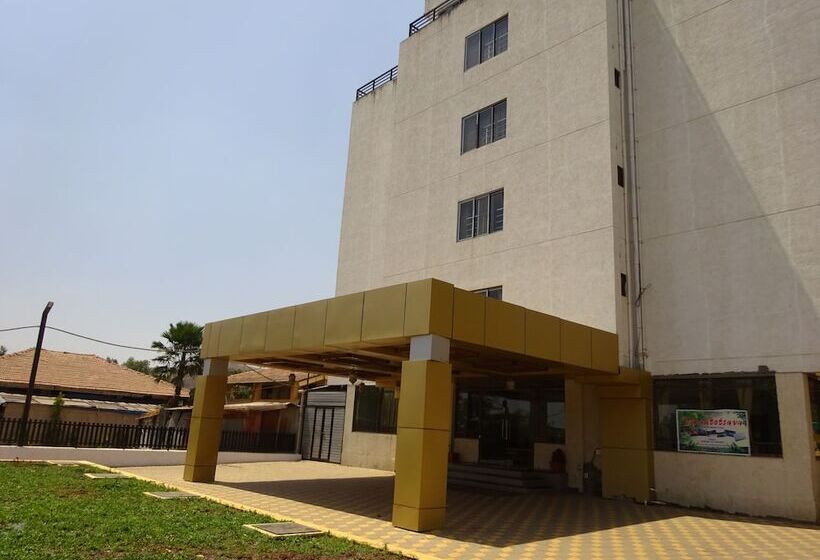 בית מלון כפרי Kansar Palace