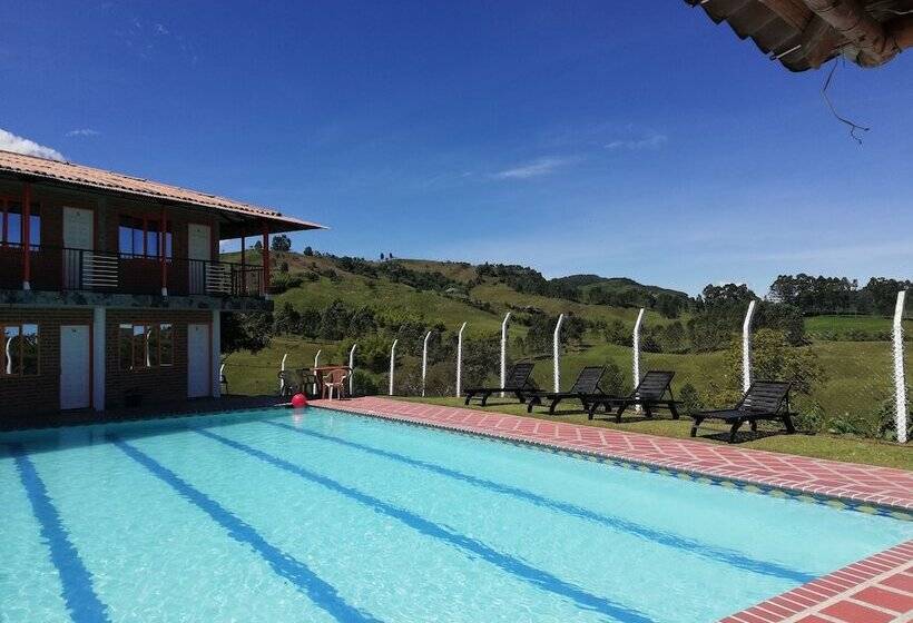 ホテル La Fragata Src