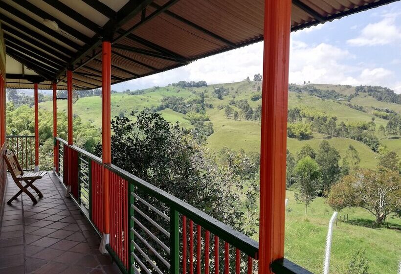 ホテル La Fragata Src