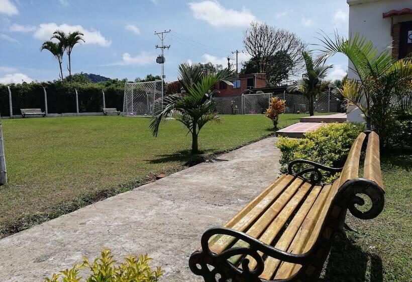 Отель La Fragata Src