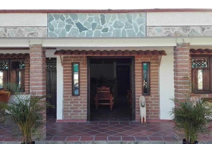 هتل La Fragata Src