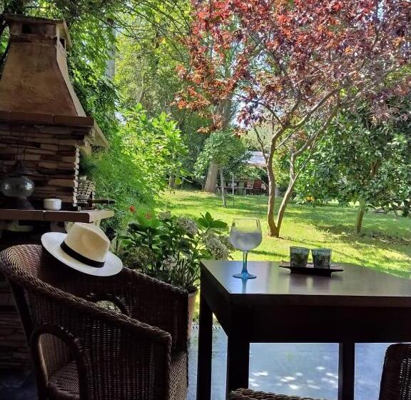 هتل Las Casonas De Avellaneda