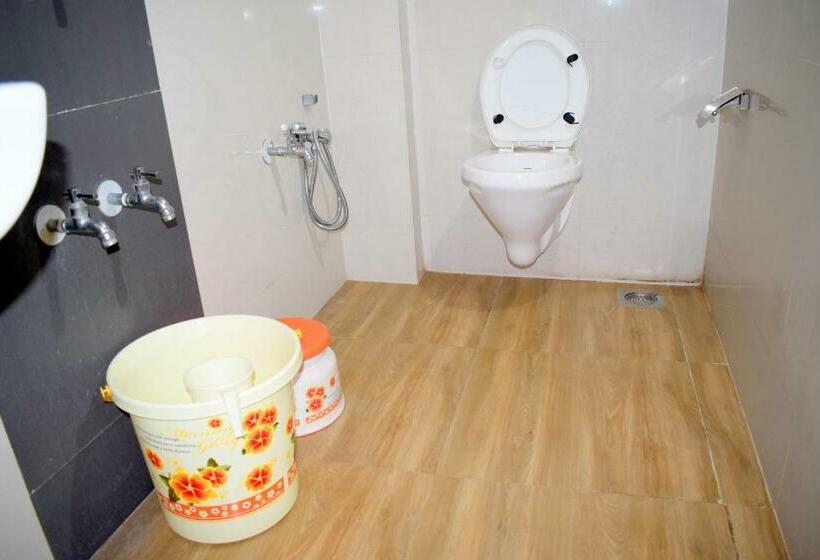 בית מלון כפרי Manas Homestay By Sky Stays