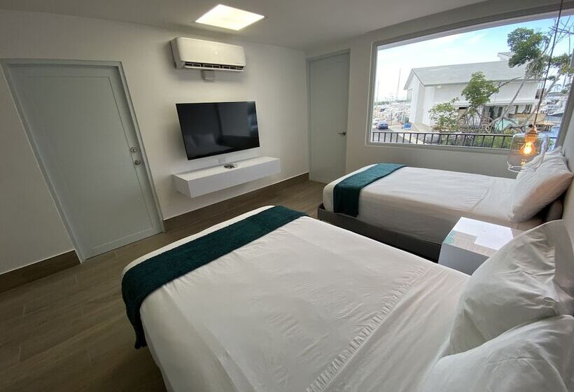 호텔 Marina De Salinas