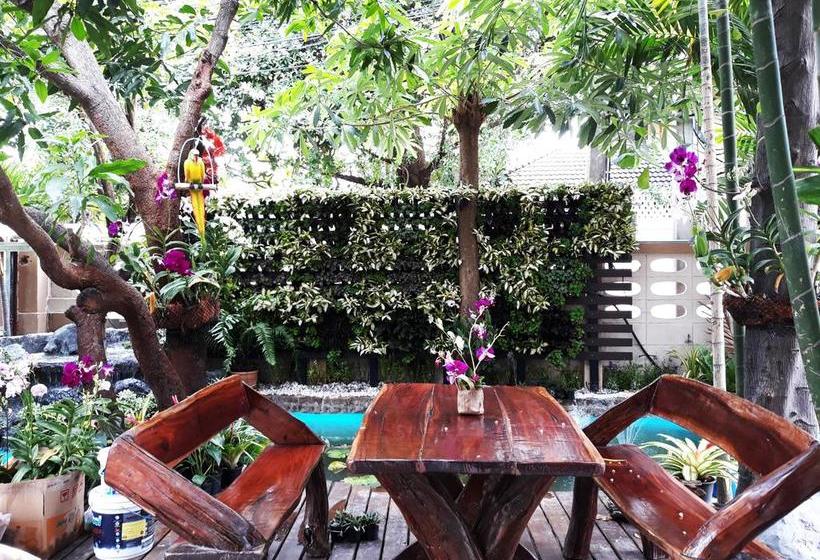 Отель Nontharat Mansion