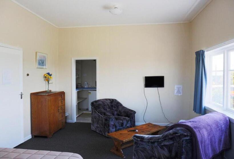 בית מלון כפרי Post Office