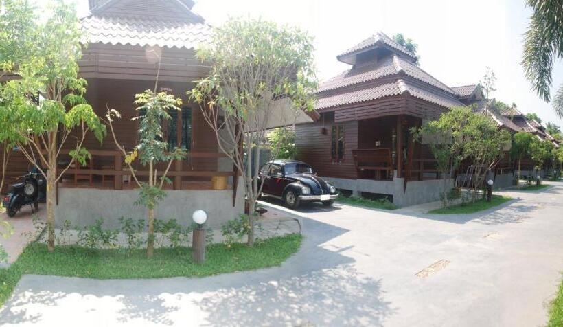 호텔 Ruenpurksa Resort
