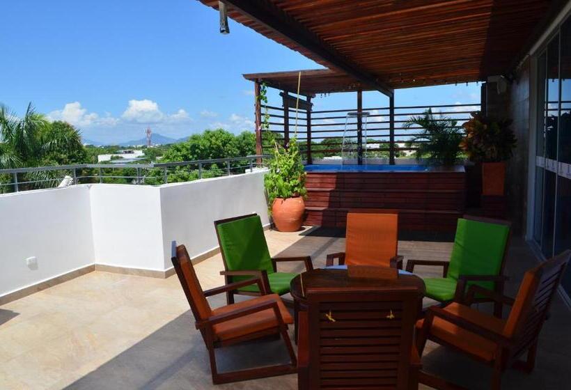 בית מלון כפרי Ucla Center