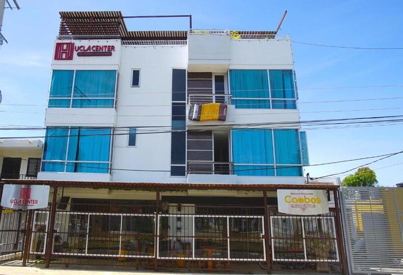 בית מלון כפרי Ucla Center