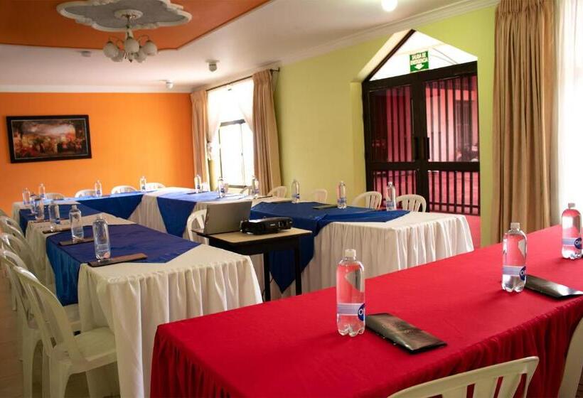 Отель Valle De Pubenza