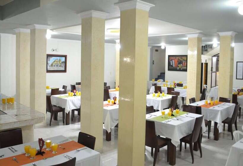 هتل Valle De Pubenza