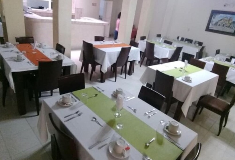 هتل Valle De Pubenza