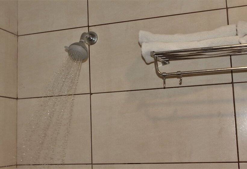 בית מלון כפרי White Feather Toran Resort