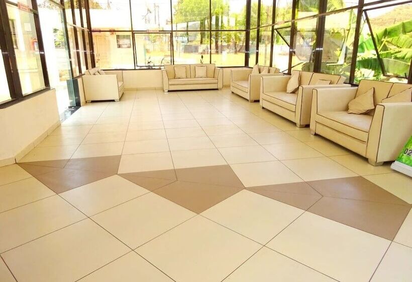 בית מלון כפרי White Feather Toran Resort