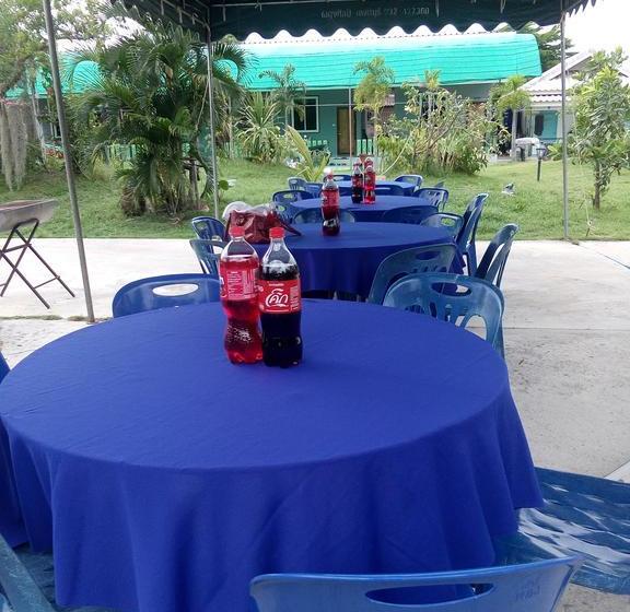 Khun Ohm Cha Am Resort