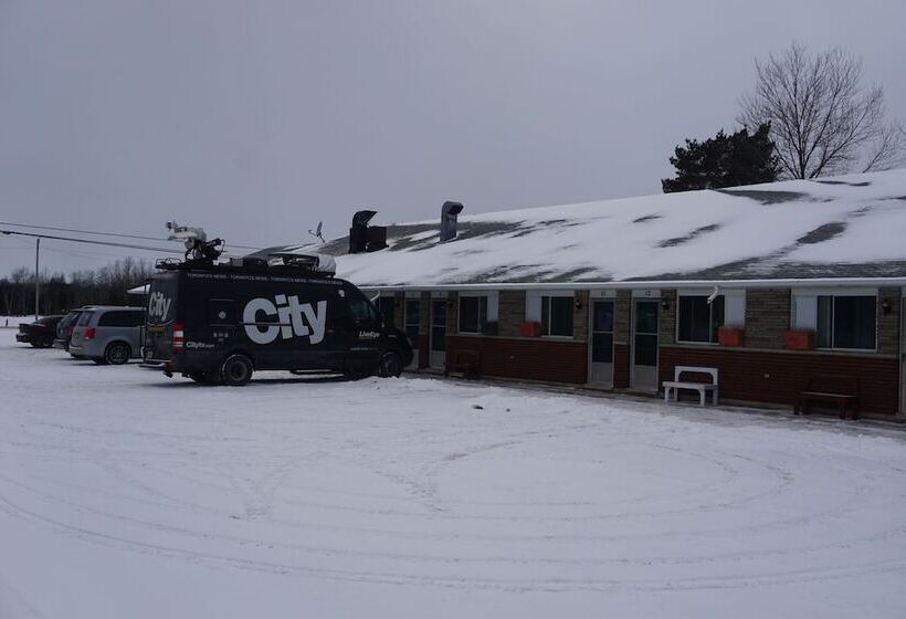 فندق على الطريق Shenstone Motor Inn And Restaurant