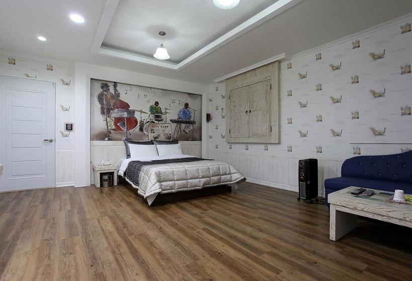 Picasso Motel Daejeon
