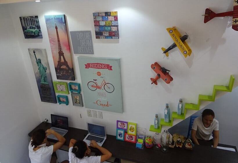 Shejoje Poshtel Hostel