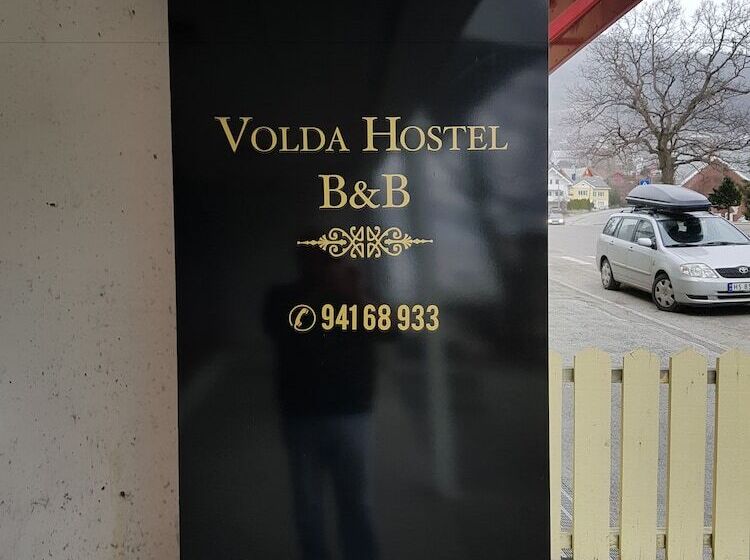Volda Hostel & B & B