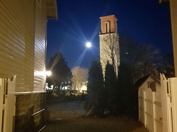 Volda Hostel & B & B