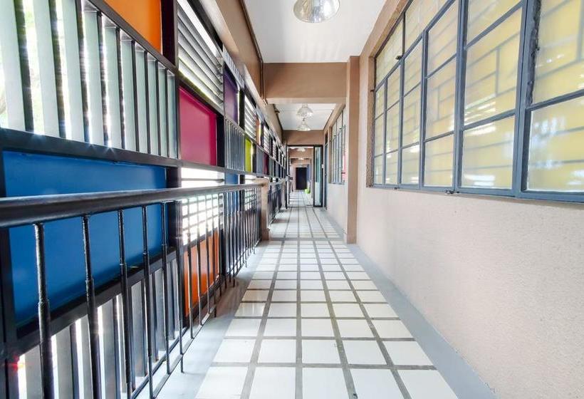 Zen Hostel Panay Ave. Qc