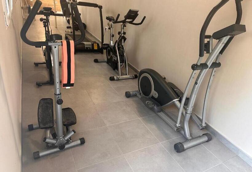 צימר Villa Iri Habitación N 1 Con Baño Propio Y Balcón