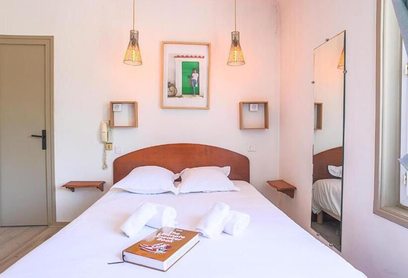 فندق Hôtel Fine