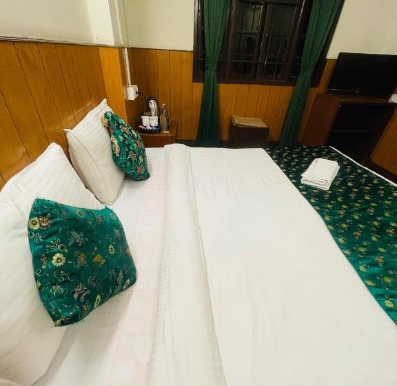 Пансион Palm Street Near Taj