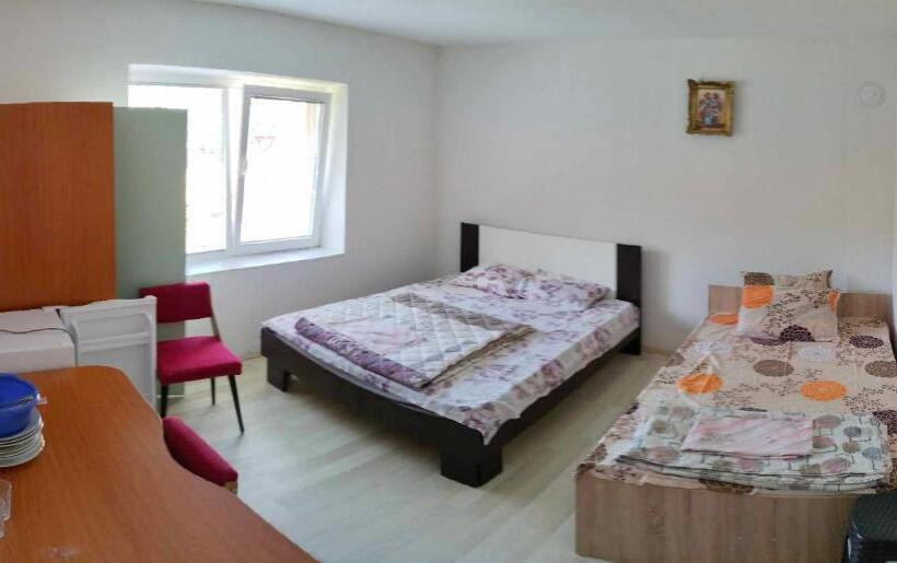 پانسیون Villa Daniel Irena Pestani