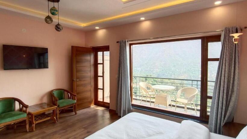 住宿加早餐  Kasauli Hills Glory