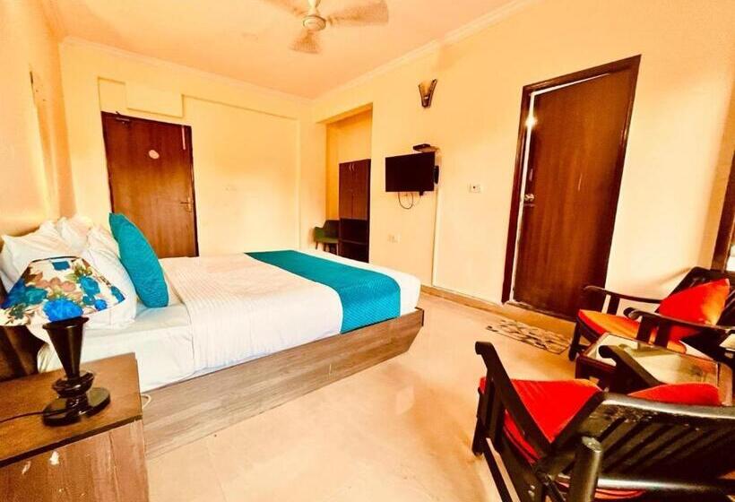 Shivam Classy Calangute Hotel & Resort   1 Km From Beach