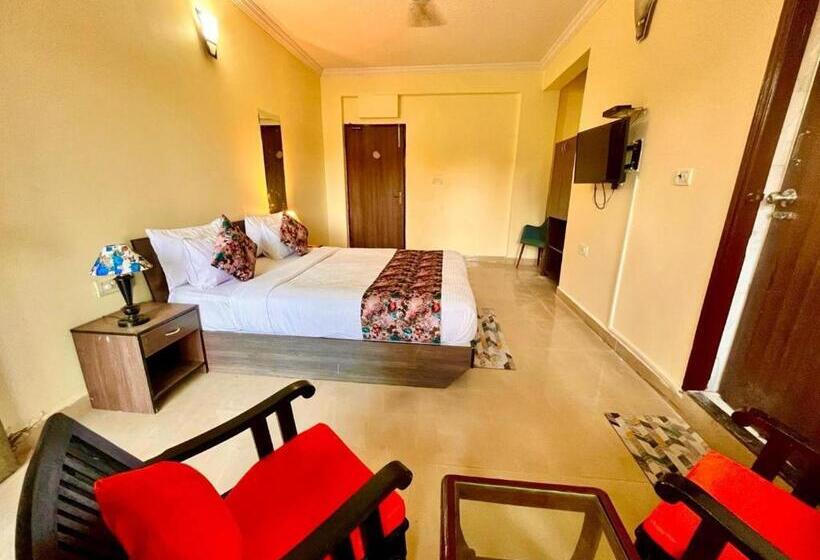 Shivam Classy Calangute Hotel & Resort   1 Km From Beach