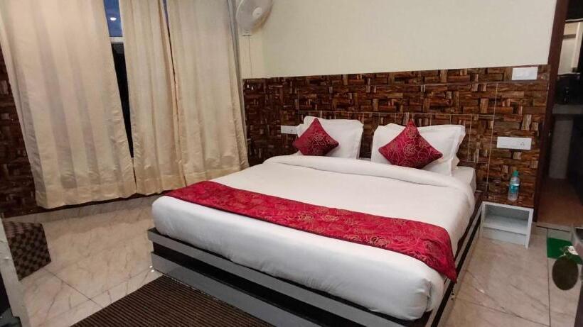 호텔 O Srishti Nikunj