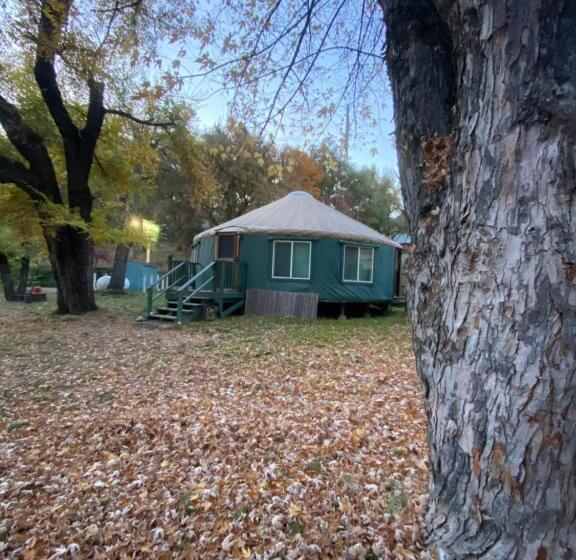 Отель Seven Circles Lodge&retreat