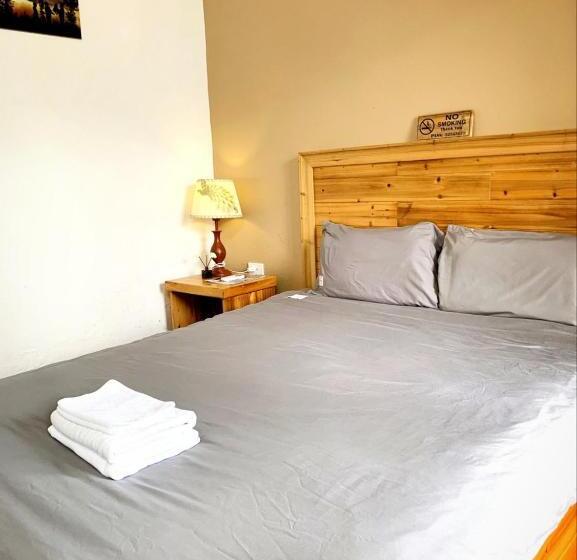 تختخواب و صبحانه Daun Pisang Homestay & Restaurant View Fanxipan