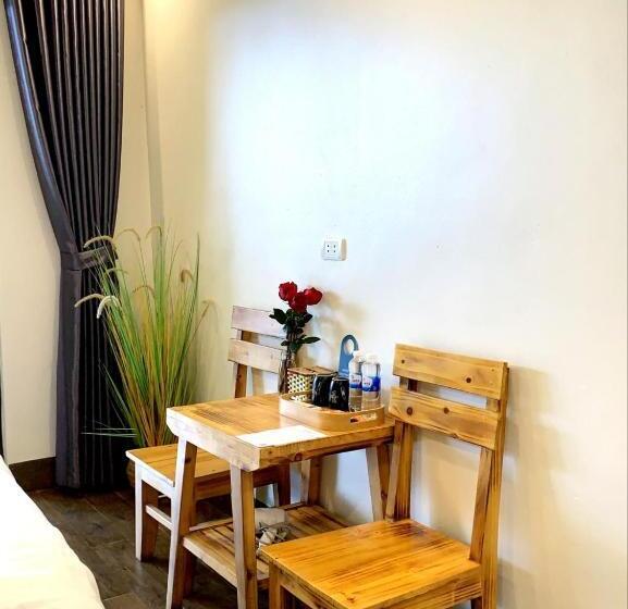 تختخواب و صبحانه Daun Pisang Homestay & Restaurant View Fanxipan