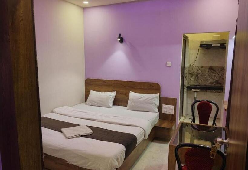 בית מלון כפרי Blue Sagar Puri Official