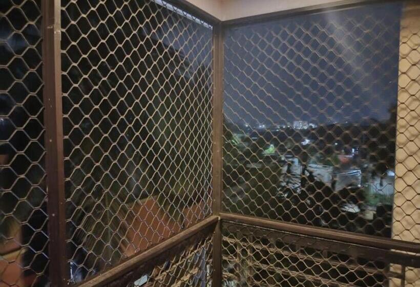 בית מלון כפרי Blue Sagar Puri Official