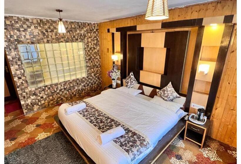 Hotel Emperor Sonmarg