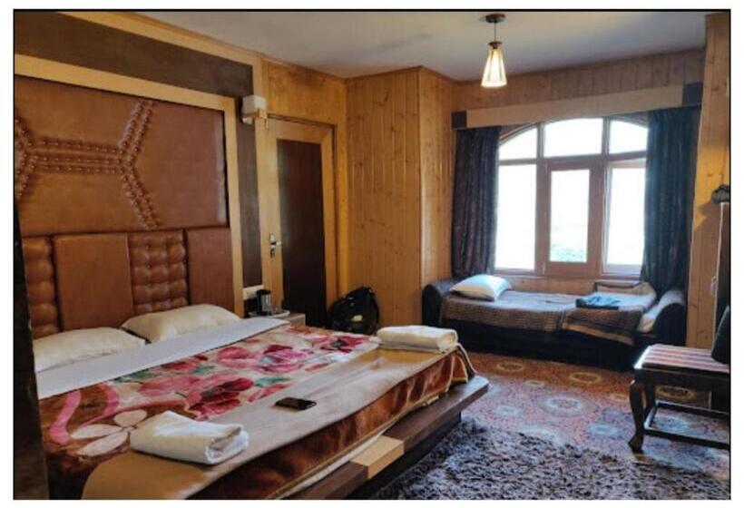 Hotel Emperor Sonmarg