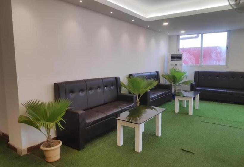 ホテル Grg Grand Resort Puri Sea View Room   With Spacious And Luxury Room   Lift And Parking Facilities Wi