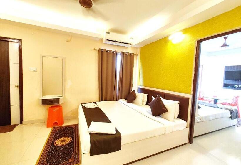 ホテル Grg Grand Resort Puri Sea View Room   With Spacious And Luxury Room   Lift And Parking Facilities Wi