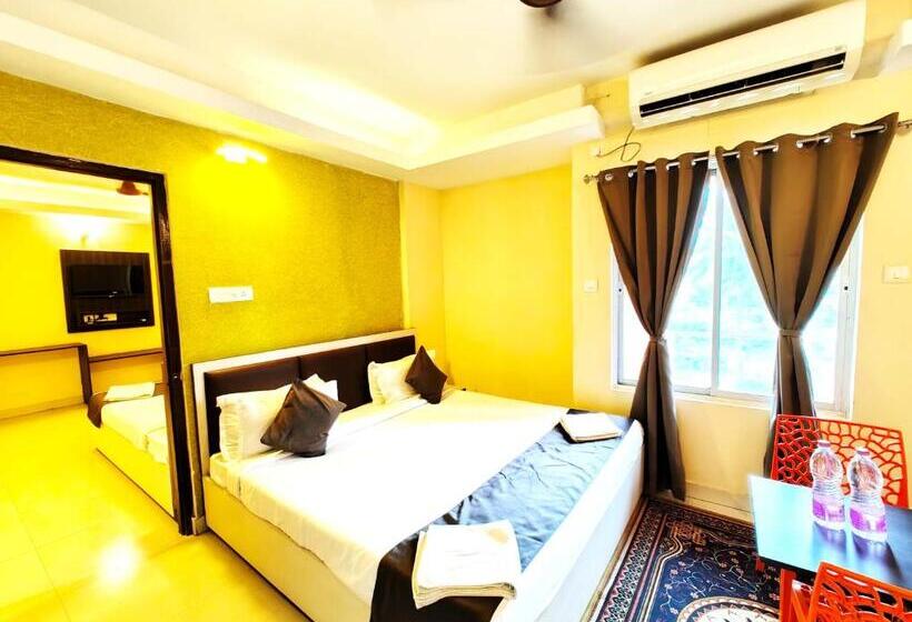 ホテル Grg Grand Resort Puri Sea View Room   With Spacious And Luxury Room   Lift And Parking Facilities Wi